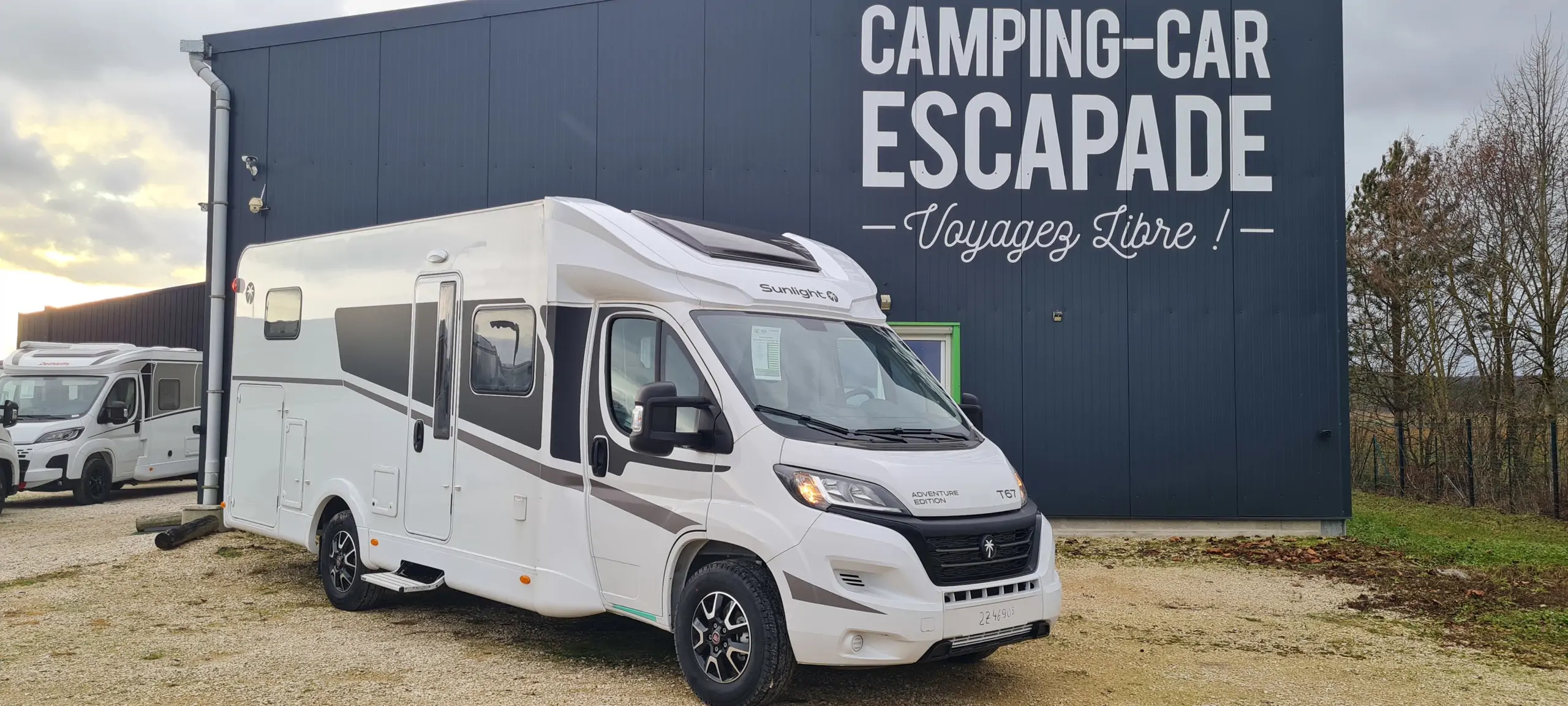 Photo SUNLIGHT T 67 DESTOCKAGE