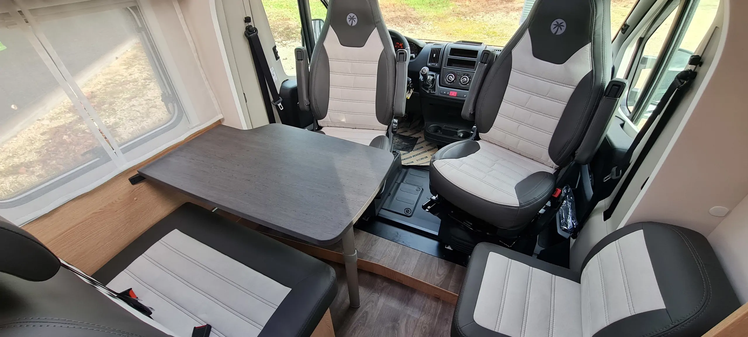 Image SUNLIGHT V 60 DESTOCKAGE 