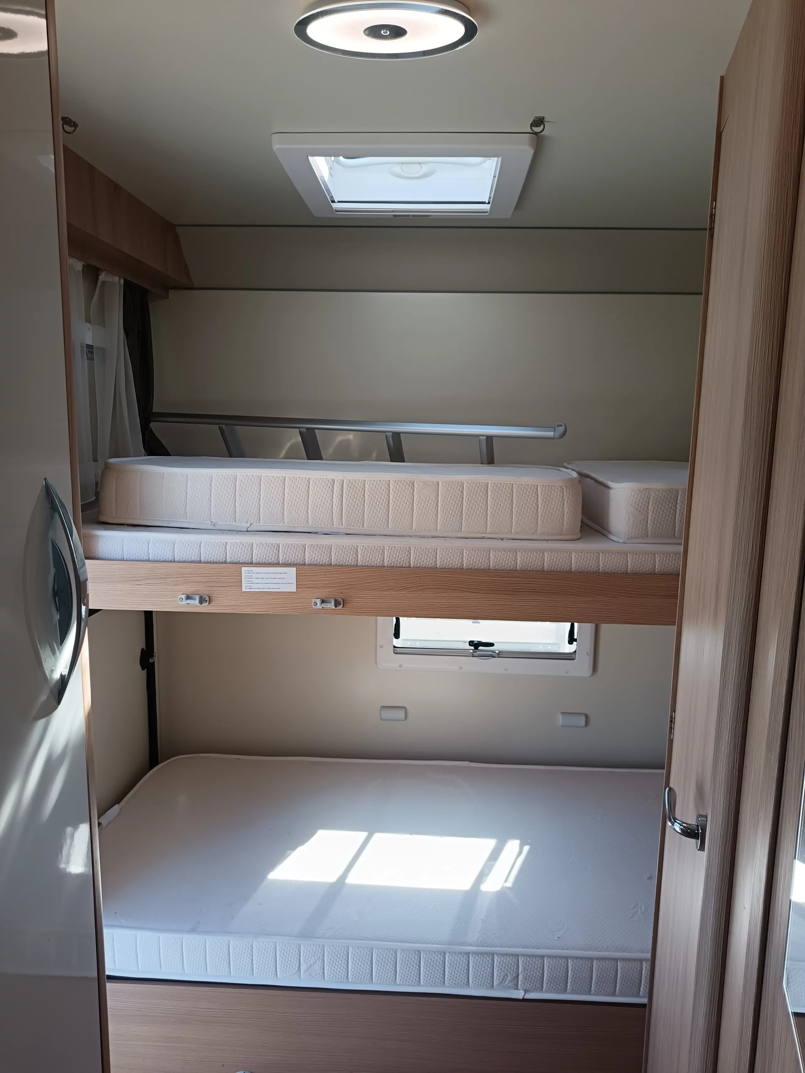 Image MC LOUIS MC4 322