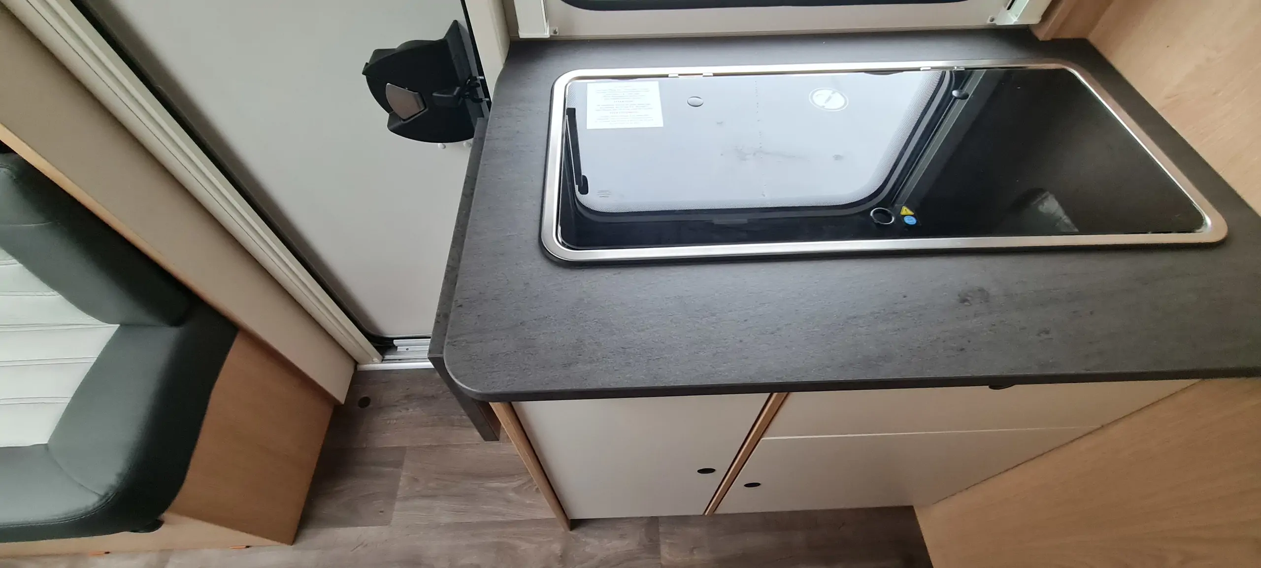 Image SUNLIGHT V 67 S 