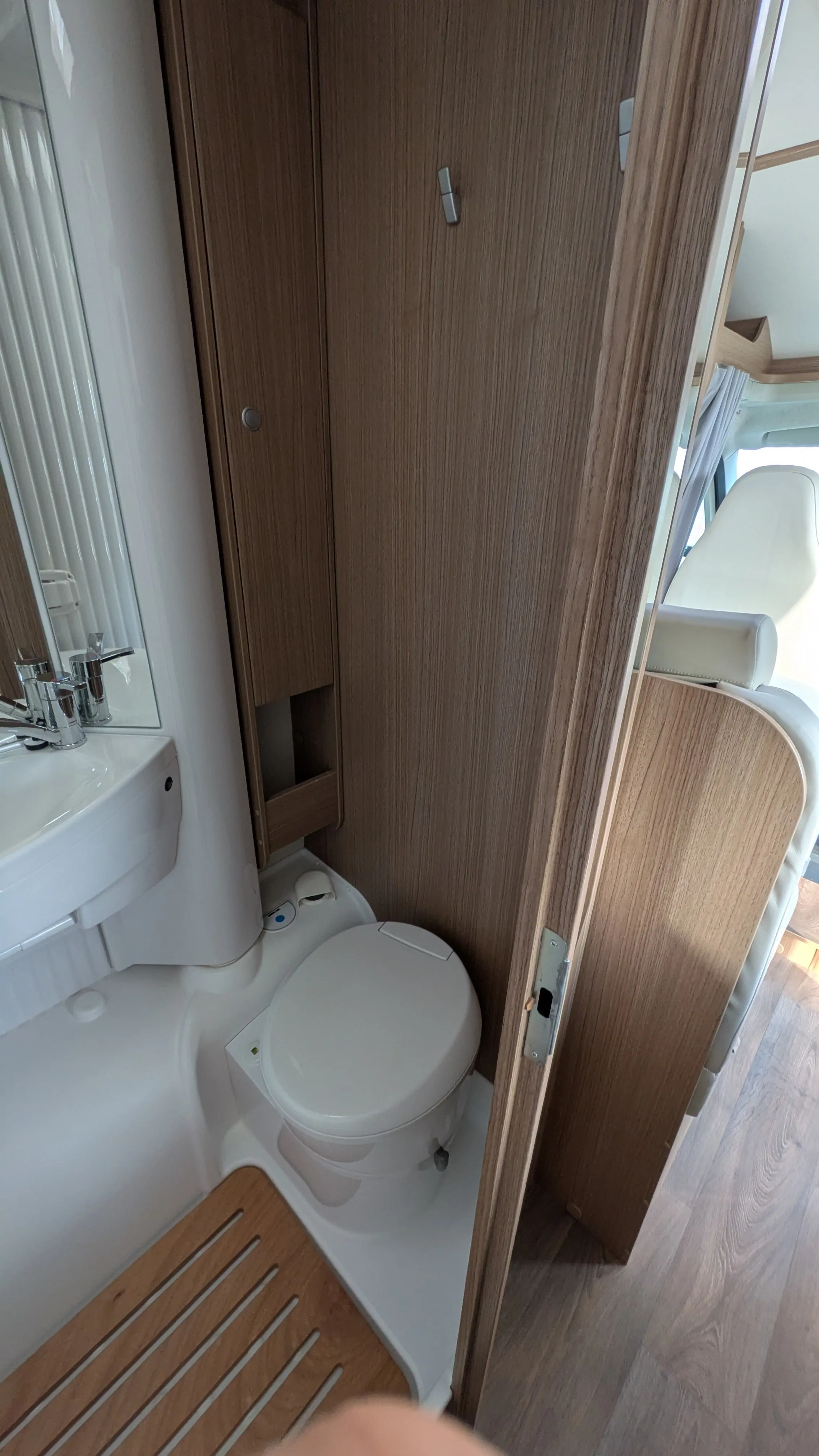 Image CARADO V337 EDITION 15 