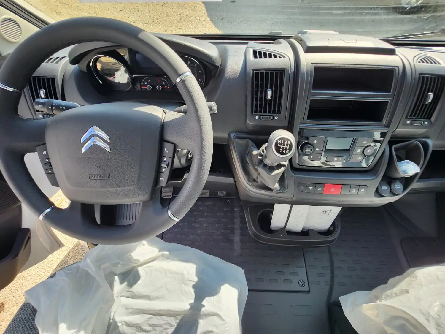 Image Dethleffs Just 90  T 7052 DBL Profilé